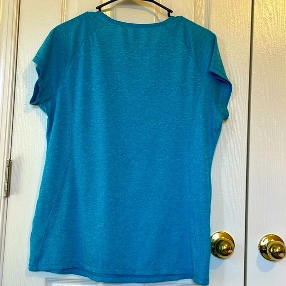 XL Blue Top with RBX Design in grey, EUC - Picture 3 of 8